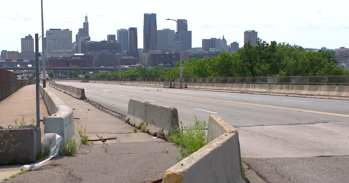 St. Paul's Kellogg-Third Street Bridge shuts down for 3 years for complete revamp