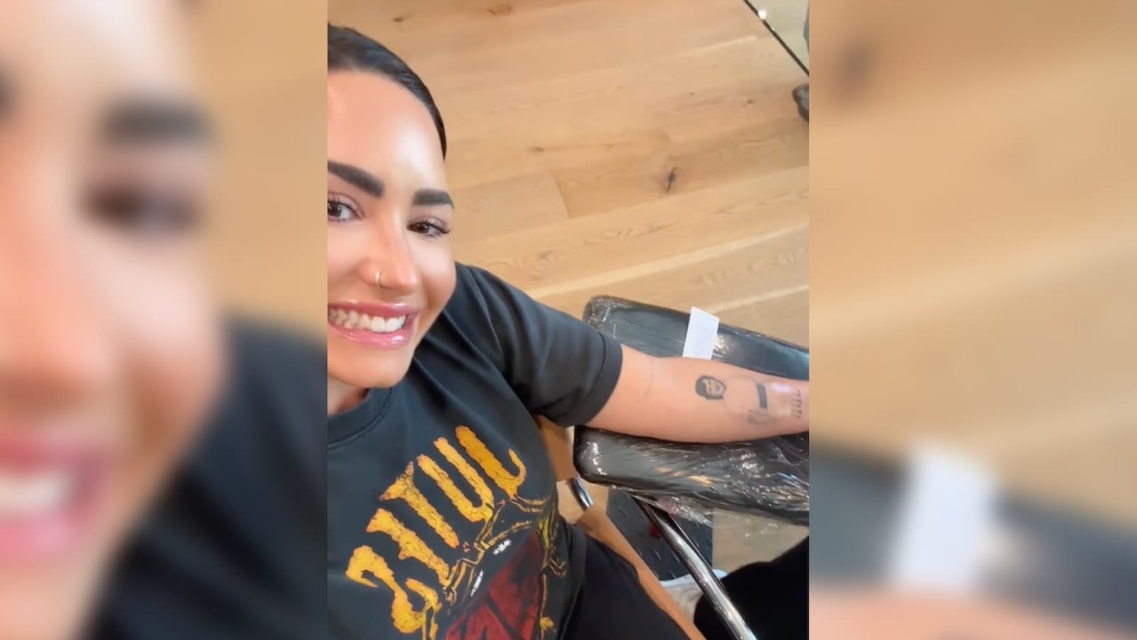 Demi Lovato shows off new tattoo dedicated to her mom