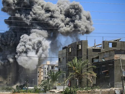 Yemen's Huthis pledge 'huge' response to Israel strike as Gaza violence spreads