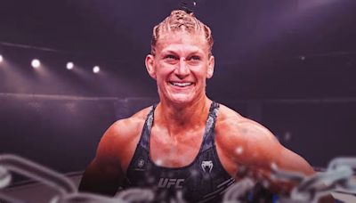 Kayla Harrison dominates Holly Holm for first victory at UFC 300