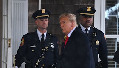 Trump attends wake of slain NYPD officer as attorneys argue for Georgia election case to be thrown out: Live