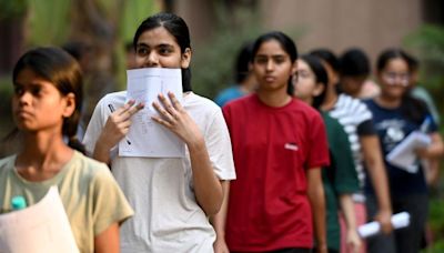 India exam chief sacked after outcry over marks