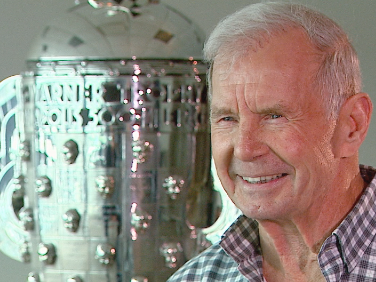 Indy 500 winner Parnelli Jones dies at 90