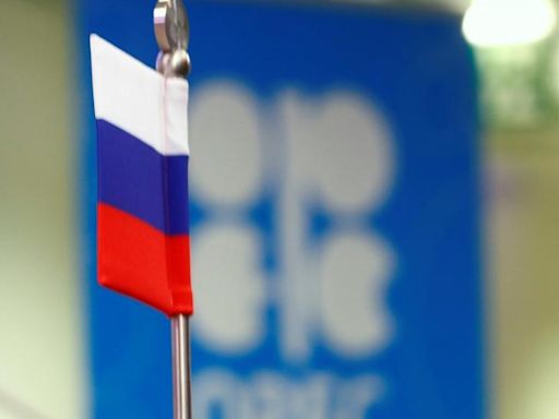 Rússia vai apresentar plano à Opep para compensar excedente de produção de petróleo em abril Por Estadão Conteúdo