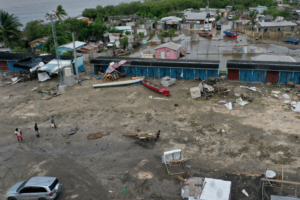 Hurricane Beryl on path towards Mexico's Yucatan Peninsula after slamming Jamaica, Cayman Islands