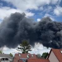 Germany: Toxic Plume Of Smoke Billows From Fire At Factory In Berlin-Lichterfelde 2