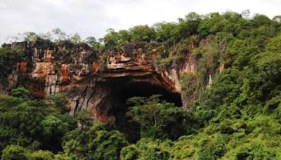 Turistas que sumiram em caverna de Goiás são encontrados após 22 horas