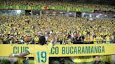 Lo que tendrían que pagar los hinchas del Bucaramanga para entrar al Campín: ¿exagerado?