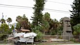 Tampa Bay emerges after Hurricane Ian to survey the damage