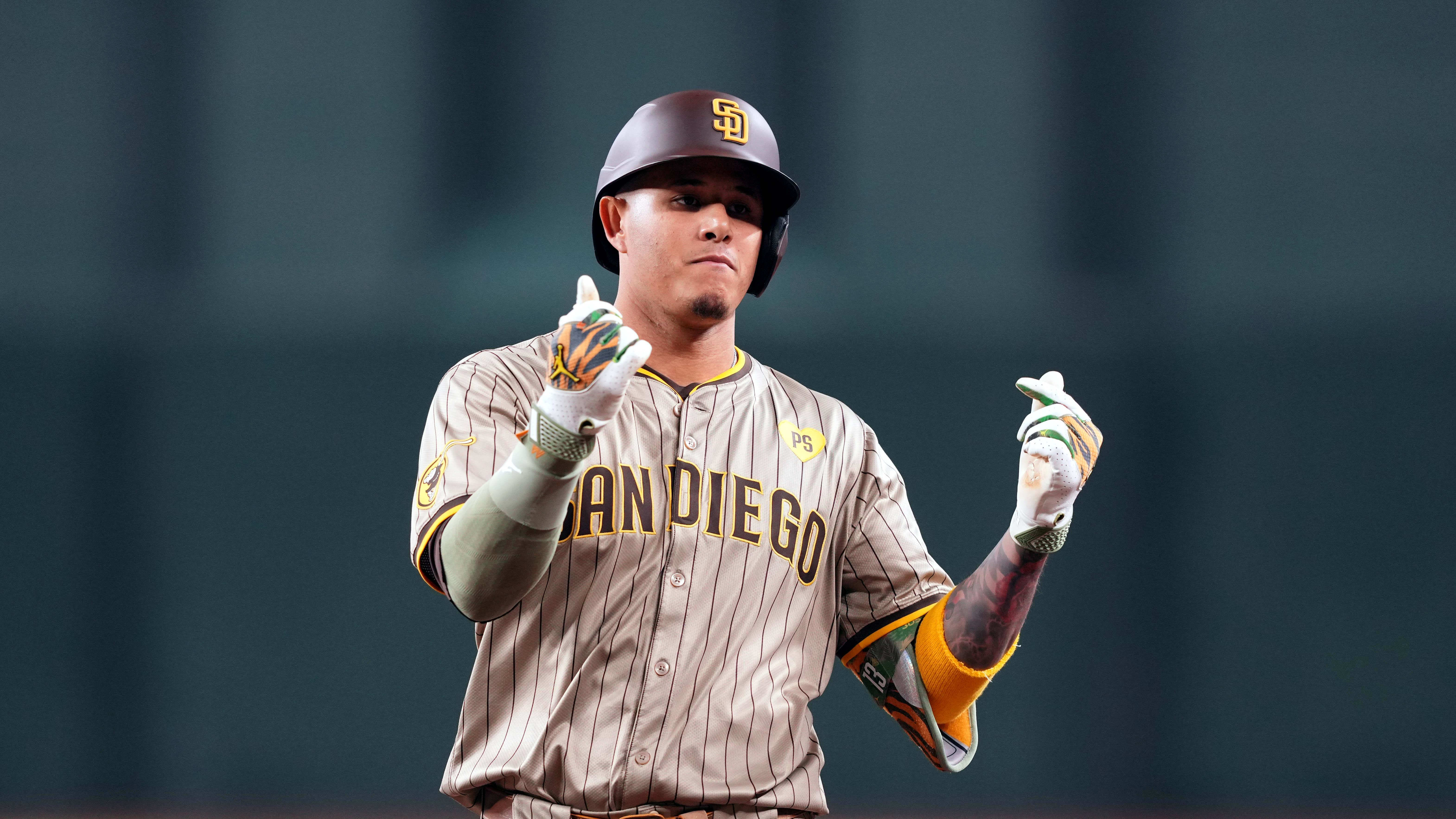 Padres Manager Reveals Why Manny Machado Didn't Play vs Cubs