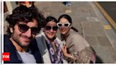 Sara Ali Khan’s vacay pic with brother Ibrahim Ali Khan and mother Amrita Singh is all things heartwarming | - Times of India