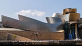El museo Guggenheim, ese “buque” de titanio