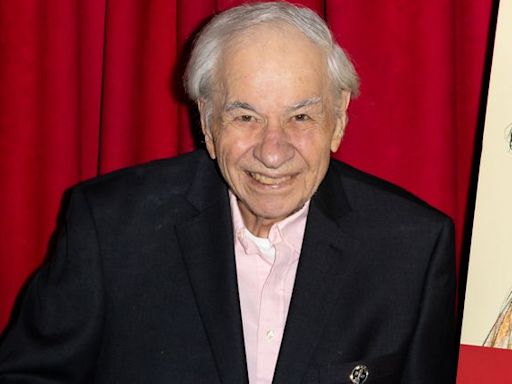 Richard Sherman, Oscar-winning 'A Spoonful of Sugar' and 'It's a Small World' songwriter, dies at 95