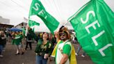 A's fans protest, stay in parking lot for opener