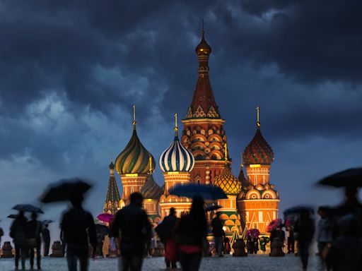 2 Yale researchers are pulling back the curtain on Russia's sanctions-stricken economy — and it's landed them on a list of Putin's enemies