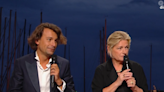 VIDEO Bertrand Chameroy dragué par une star internationale dans C à vous, Anne-Elisabeth Lemoine se sent de trop !