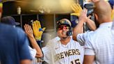 Brewers centerfielder Tyrone Taylor has amazing home run-robbing catch in win over Rays