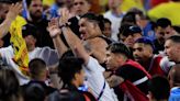 Escándalo en la Copa América: quiénes son los 11 futbolistas uruguayos que informó la Conmebol por la pelea con los hinchas de Colombia