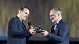 ‘Improvisation, Spontaneity and Vulnerability’: Matt Dillon Gets Lifetime Achievement Award at Locarno before heading to ‘Asteroid City’