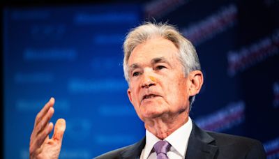 Fed keeps rates flat despite economists’ warnings it’s making a mistake