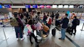Caos a nivel mundial en aeropuertos, hospitales y bancos por una falla informática que afectó a Microsoft - El Diario NY
