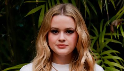 You’ll Bend and Snap Over Ava Phillippe’s Brunette Hair Transformation