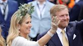 Máxima de Holanda sorprende con una espectacular tocado de mariposas para celebrar el Día del Rey