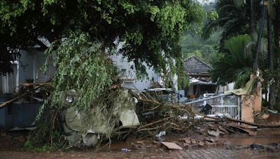 Governador Eduardo Leite alerta moradores de Canela e Gramado para saírem de casa: 'Orientação expressa'