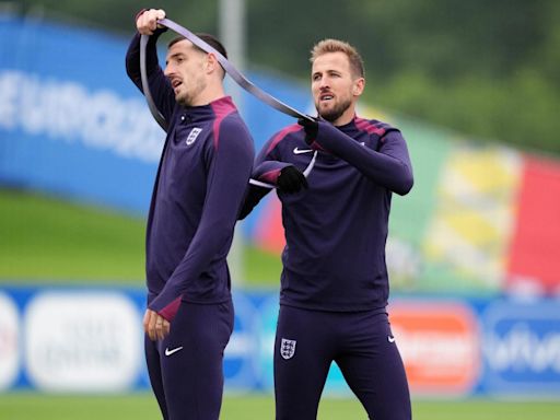 Dunk working hard as England return to the training pitch ahead of Denmark test