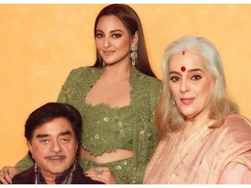 Pandit praises Sonakshi Sinha's pre-wedding pooja ceremony hosted by parents Shatrughan and Poonam Sinha: 'Bohot Achcha Raha' | - Times of India