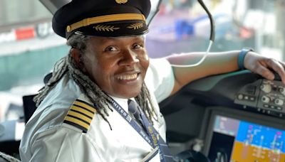 Fue la primera mujer negra en volar en la Fuerza Aérea de EE.UU. Ahora esta piloto pionera realiza su último vuelo