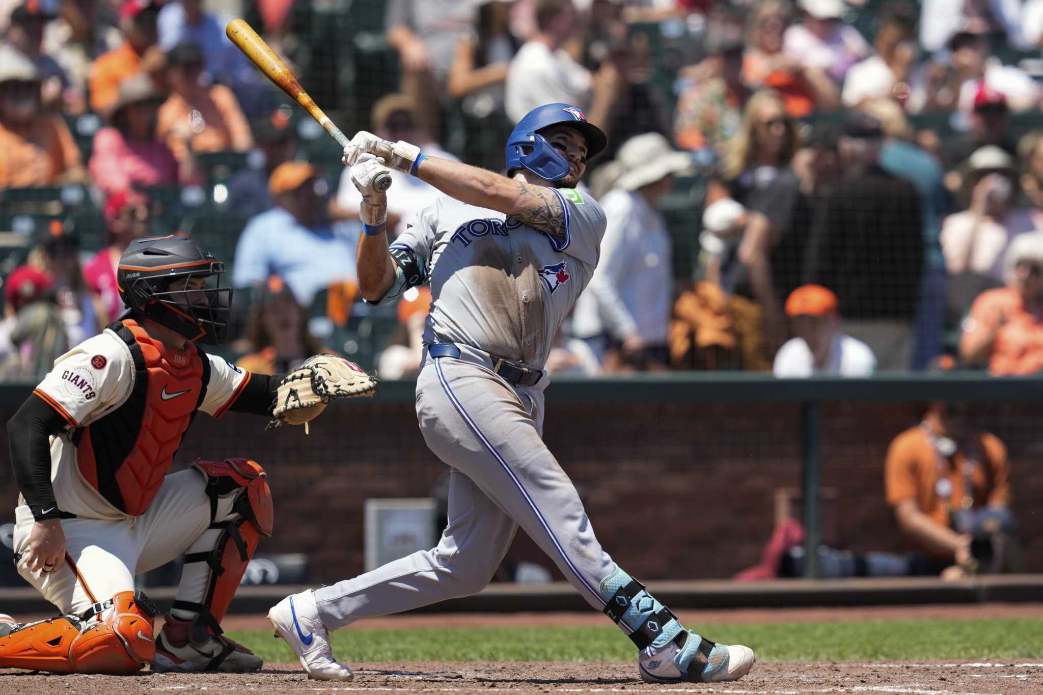 Danny Jansen and Spencer Horwitz homer, Kevin Gausman pitches Blue Jays past Giants 5-3