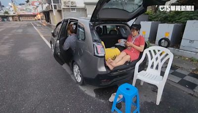 震不停！花蓮人不敢睡家裡 攜家帶眷「以車為家」