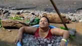 Inmersión en hielo, una novedosa experiencia en El Salvador para mejorar la salud mental