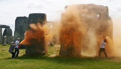 Stonehenge monument sprayed orange in UK climate protest