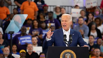 Biden rallies to chants of 'Don't you quit,' attacks press for giving Trump 'free pass'