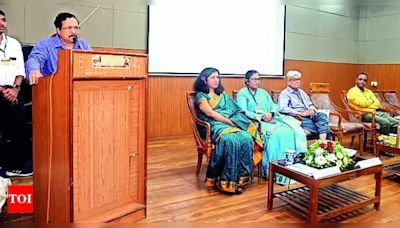 National Seminar on General Semantics Held | Vadodara News - Times of India