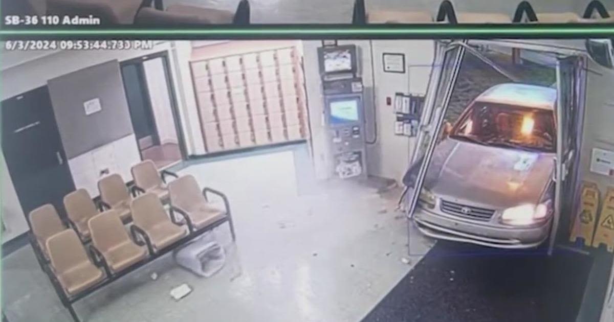 Half naked Florida man crashed car into a jail