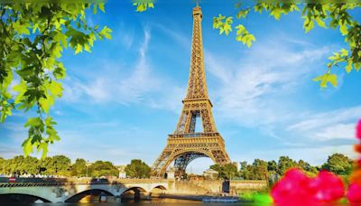 What makes Paris the City of Love?