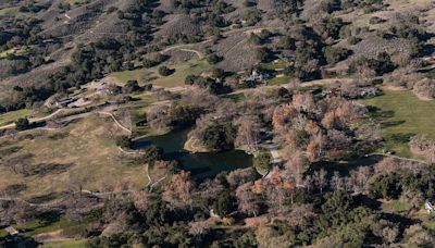 Wildfire Threatens Michael Jackson’s Neverland Ranch