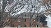 Old Three Rivers hospital falls to demolition crews