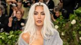 Kim Kardashian craint d’être devenue « un robot dépourvu d’émotions » à la suite de son cambriolage à Paris en 2016