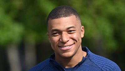 Mbappé está perto de quebrar recorde de Cristiano Ronaldo - Lance!