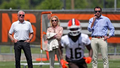 Browns owners Jimmy and Dee Haslam on the stadium issue, extensions and Deshaun Watson