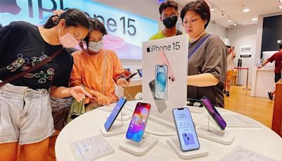 父親節、情人節禮物壓線買！iPhone 15 88折 CASETiFY新推航海王系列