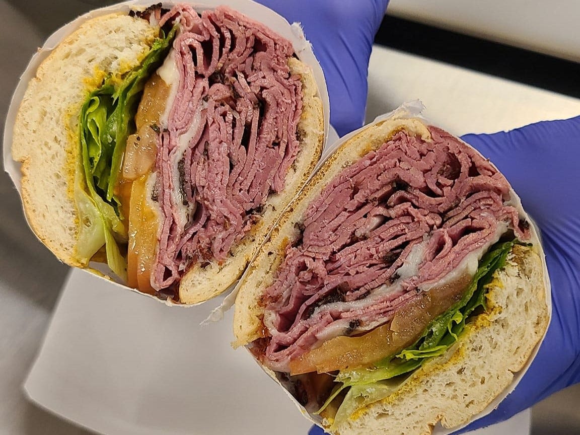 New restaurant: New York City sub, sandwich shop opens on Hutchinson Island near beach