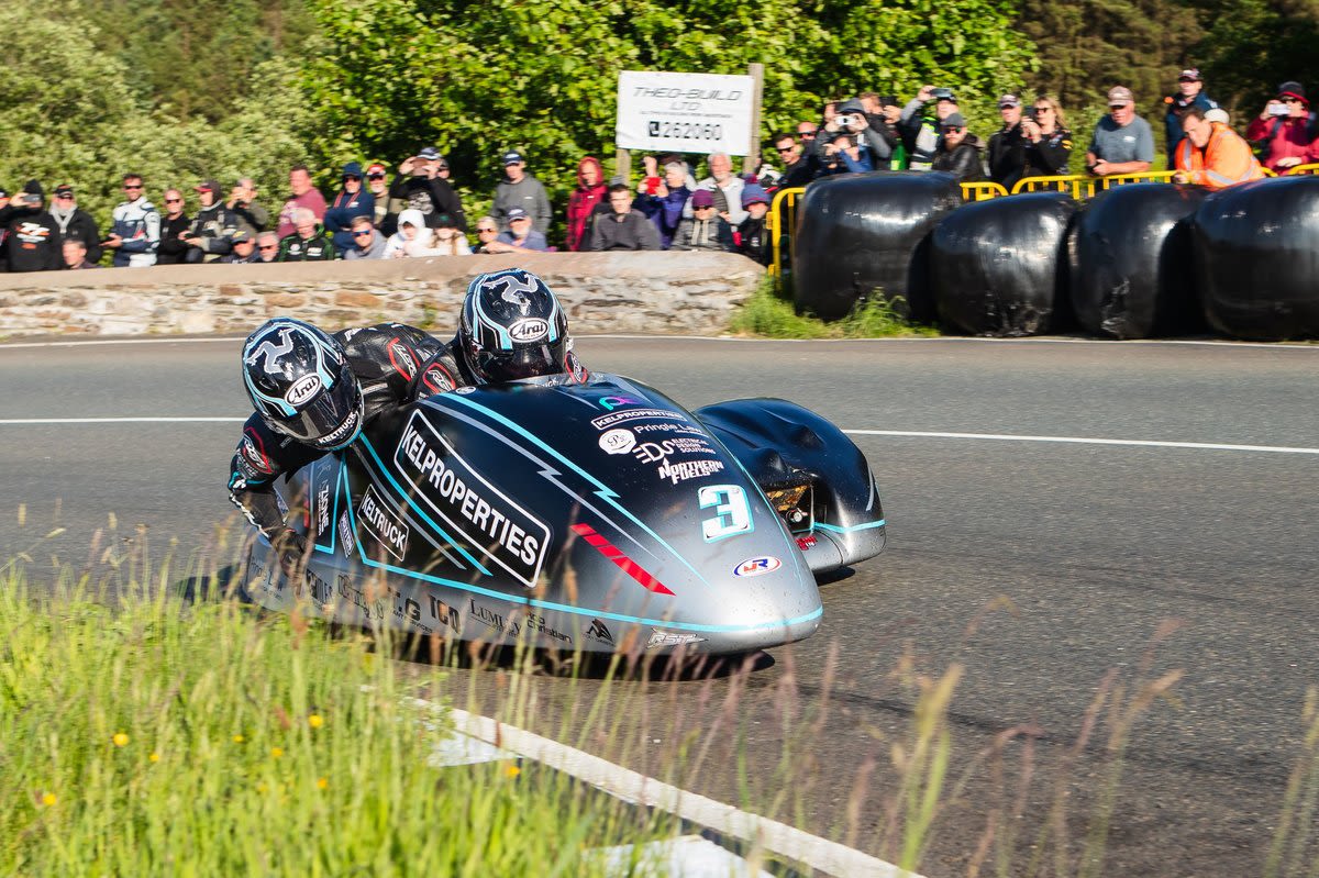 Isle of Man TT 2024: Crowes win second Sidecar race after red flag restart