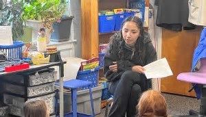 Franklin Pierce students help foster literacy at Rindge Memorial School