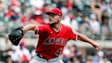 Ward y Detmers ayudan a Angelinos a enfriar a Bravos