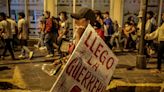 Las dos caras de las protestas en Lima